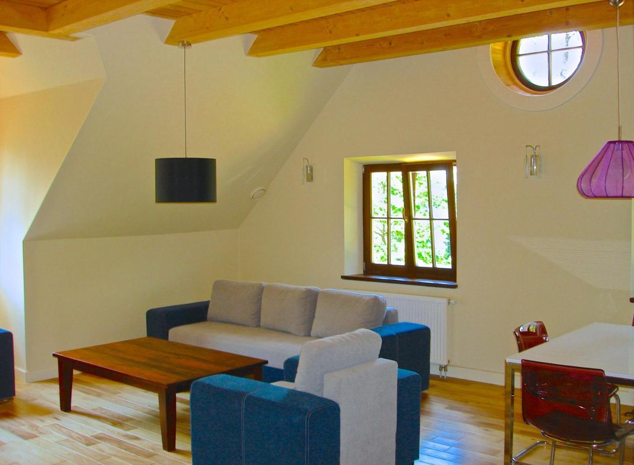 Hôtel Dwor Sosnowo à Pojezierce Extérieur photo